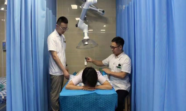 “蘄艾熱敏灸療法”為腫瘤患者祛寒氣除病痛